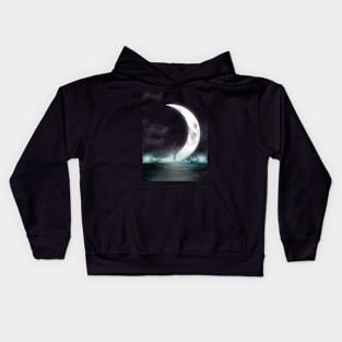 Silhouette next to the moon Kids Hoodie